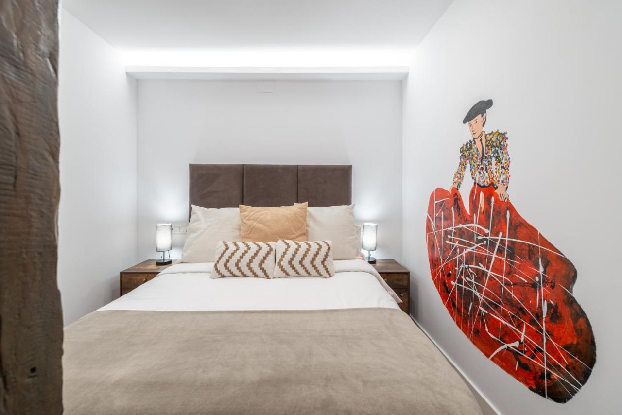 The Heart Of The City, Sol, By Monaro***** مدريد المظهر الخارجي الصورة